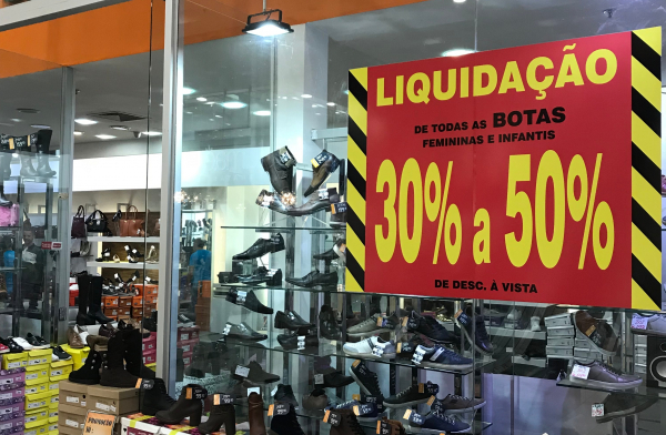 Shoppings dão desconto de até 70% em liquidações de inverno - 14