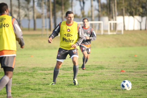 Robinho: Ex-empresário diz que time da Série B tem interesse no atleta