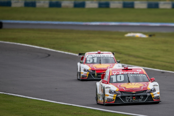 Curitiba Racing  Automóveis e automobilismo em Curitiba: Brasileiro de  Marcas: Os carros da categoria na primeira corrida