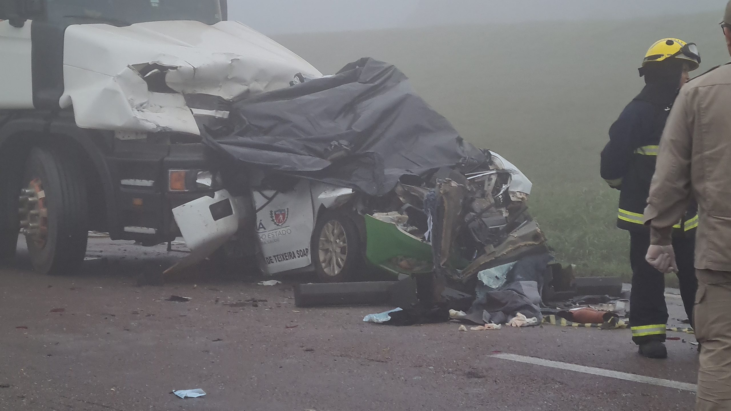 Acidente na BR-277 em Campo Largo, deixa uma pessoa morta e outra ferida  pista está interditada - Paraná Urgente