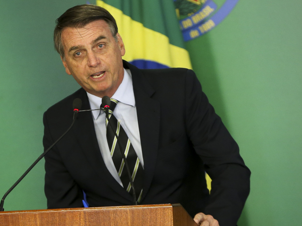Bolsonaro Assina Decreto Que Facilita Posse De Arma 7378
