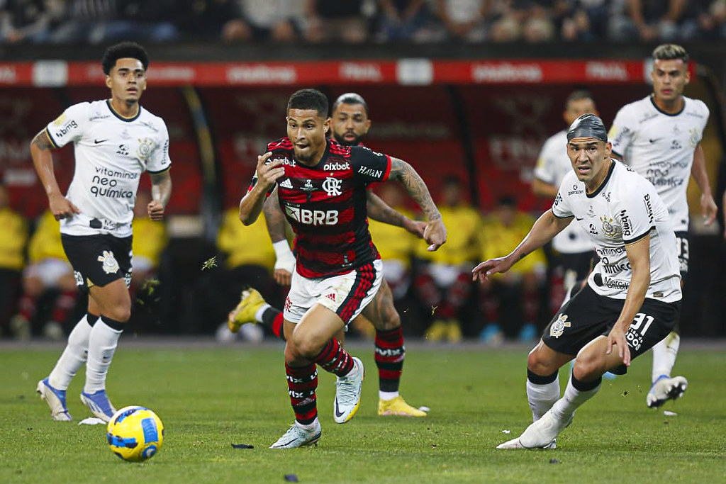 Corinthians e Flamengo empatam no primeiro capítulo da final da