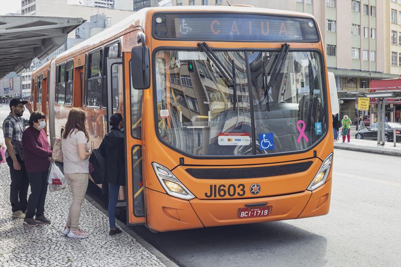 Transporte coletivo de Curitiba terá reforço a partir das 14h