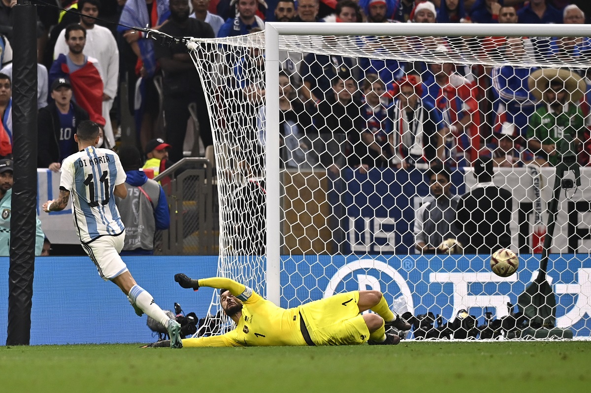 Lloris é o quarto goleiro na história a levantar a taça da Copa do Mundo -  Esportes - R7 Copa 2018