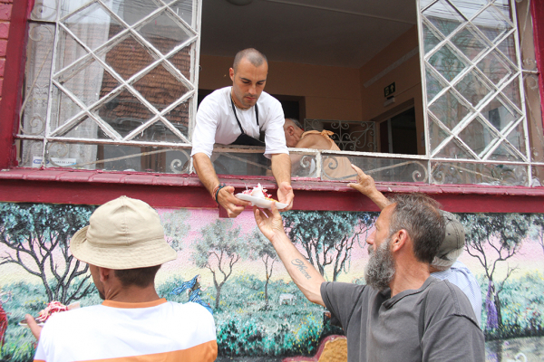 Comunidade Hare Krishna comemora 40 anos da instalação das deidades em  Curitiba - Bem Paraná