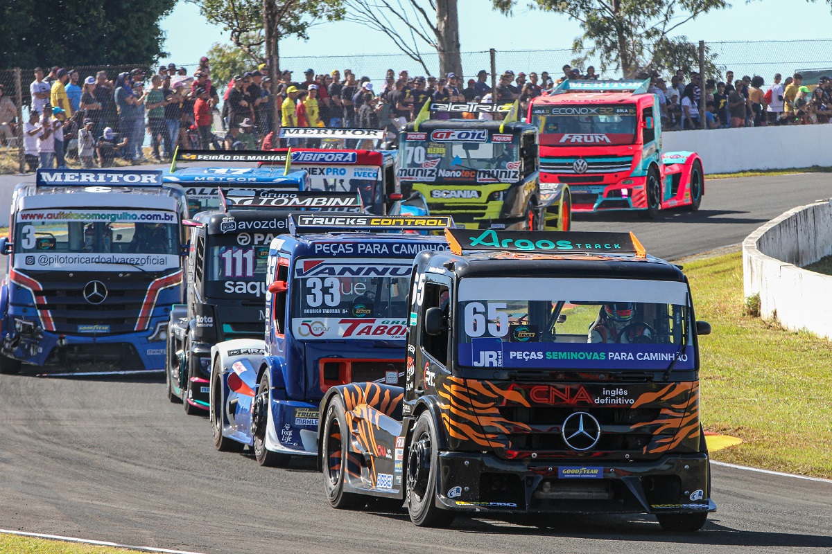 Beto Monteiro permanece no top-5 da Copa Truck após etapa de