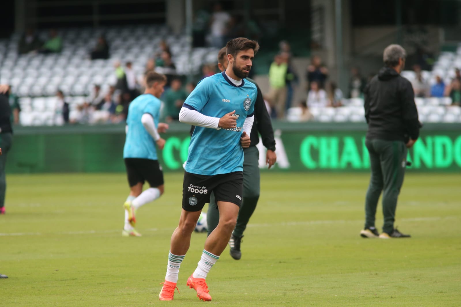 Mais dois jogadores deixam o Coritiba, que soma 19 saídas em 2023. Veja a  lista - Bem Paraná