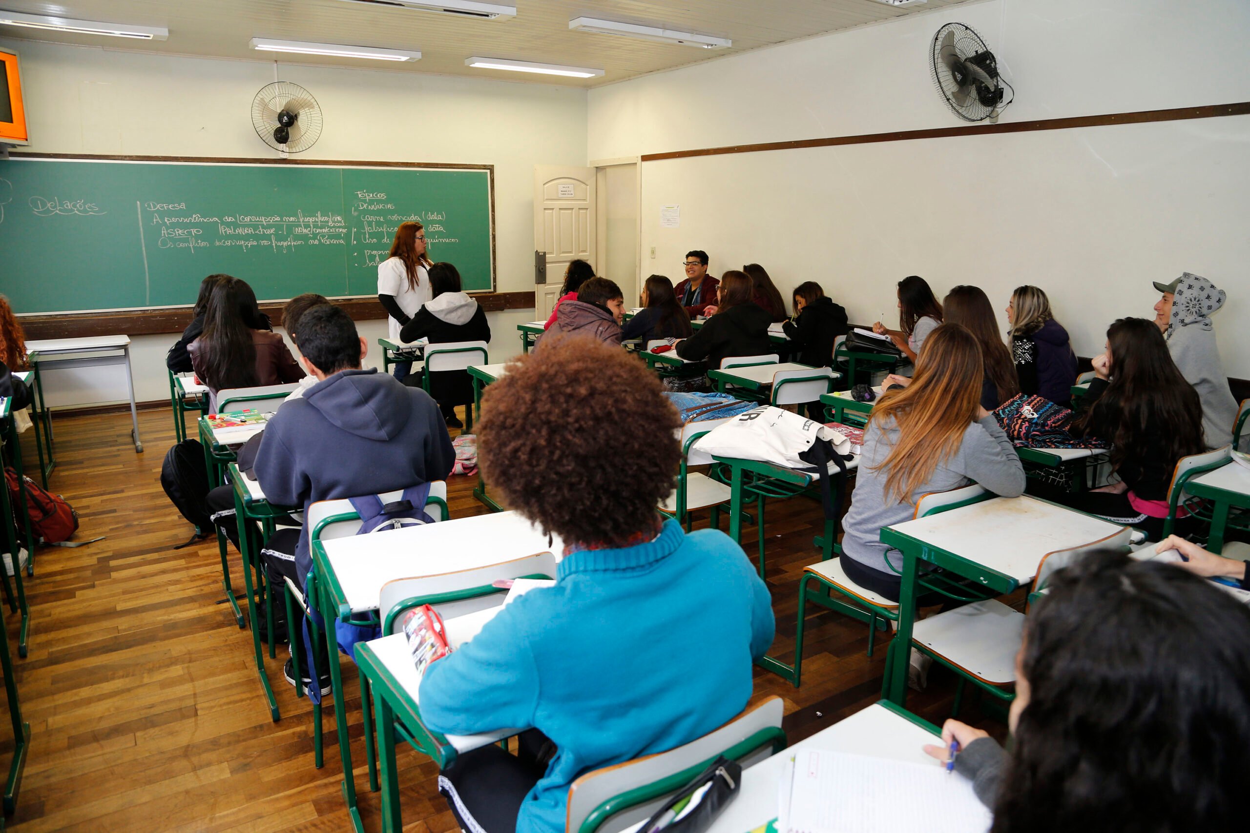 Cambé anuncia programa com medidas de prevenção à violência nas escolas