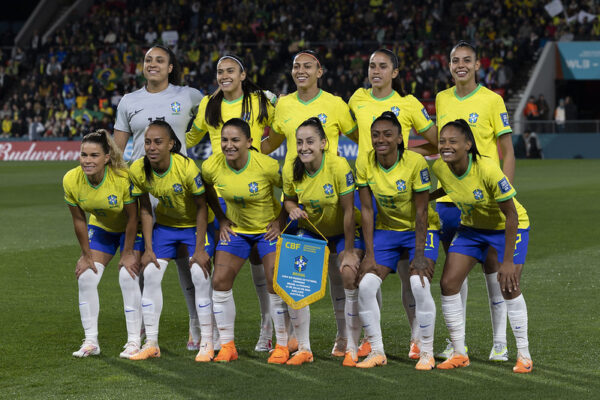 Cazétv Quebra Recorde De Audiência Do Futebol Feminino No Youtube Com Estreia Do Brasil Bem Paraná 0638