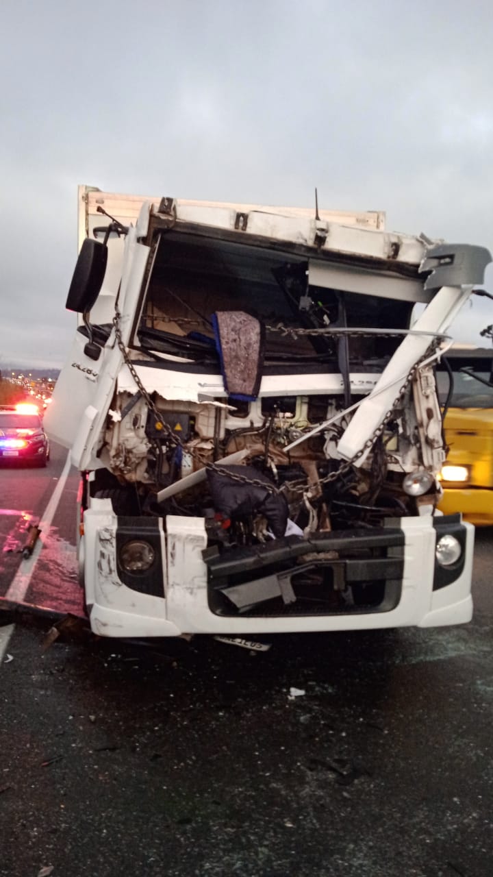 Acidente na BR-277 em Campo Largo, deixa uma pessoa morta e outra ferida  pista está interditada - Paraná Urgente