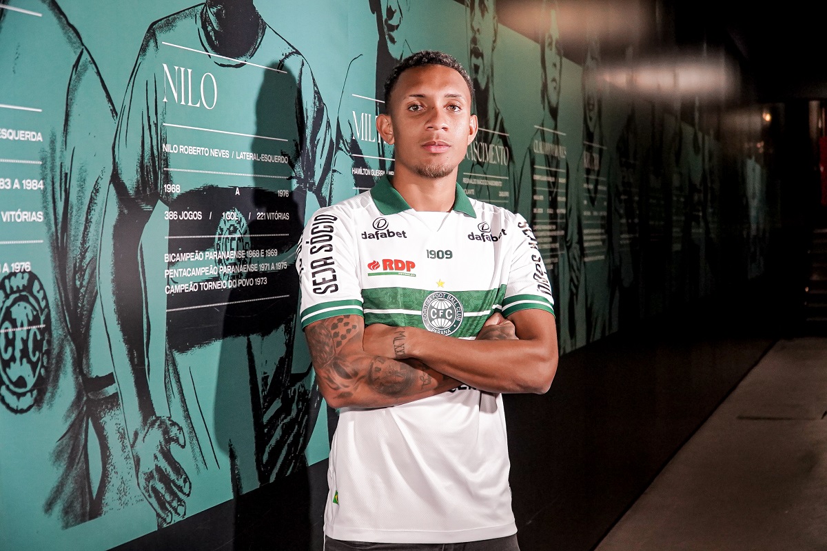 Wesley Moreira é apresentado pelo Coritiba - Esportes