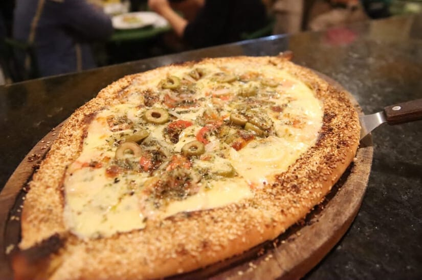 Pizzaria em Curitiba tem opções para todos os gostos