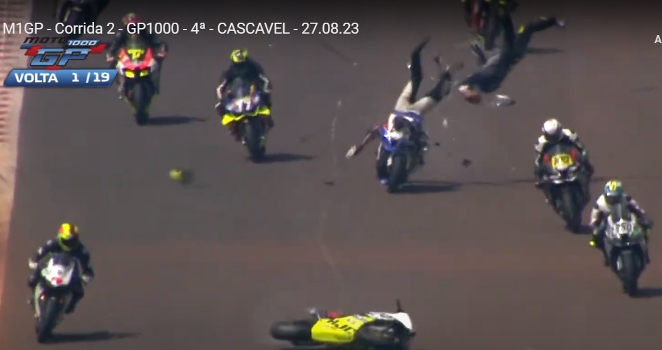 Morre piloto que se envolveu em acidente durante corrida de motos em  Cascavel - RIC Mais