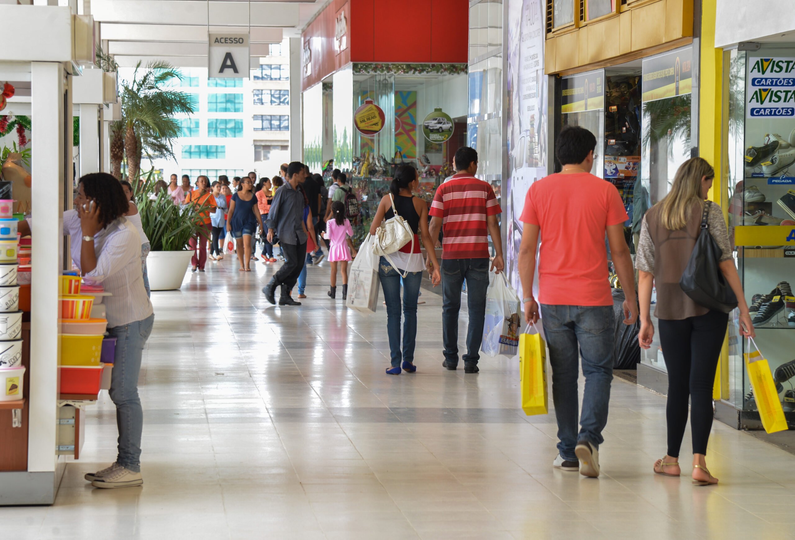 Compras nos shoppings as vésperas do Natal