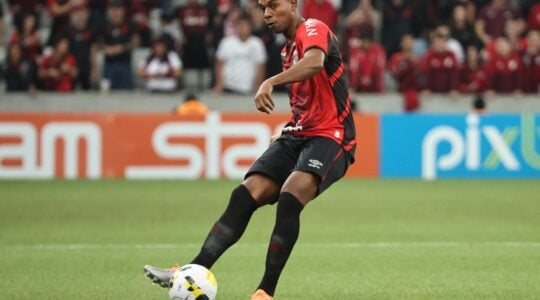 Fernandinho, do Athletico