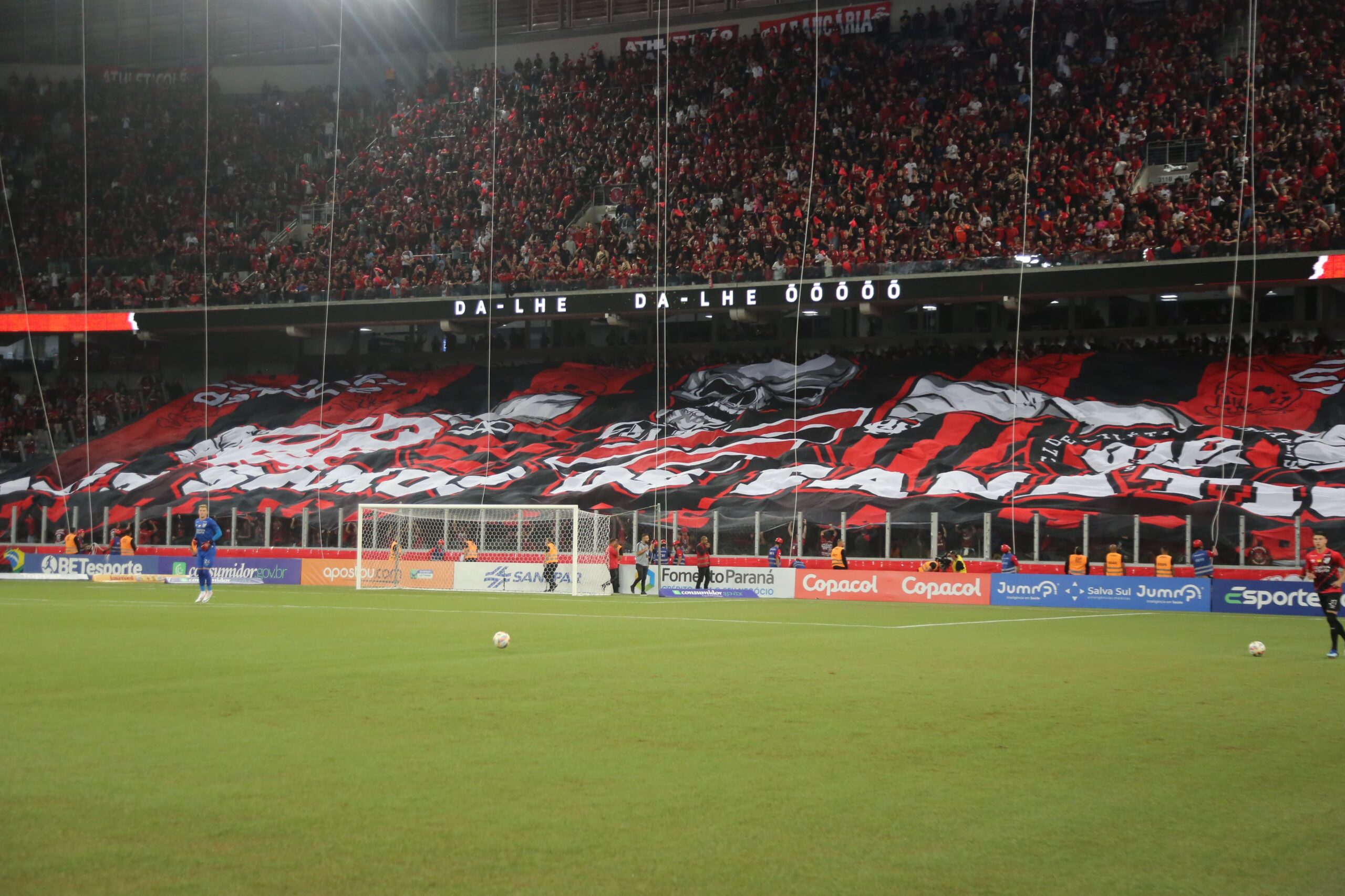 Torcida do Athletico na Arena: ingressos