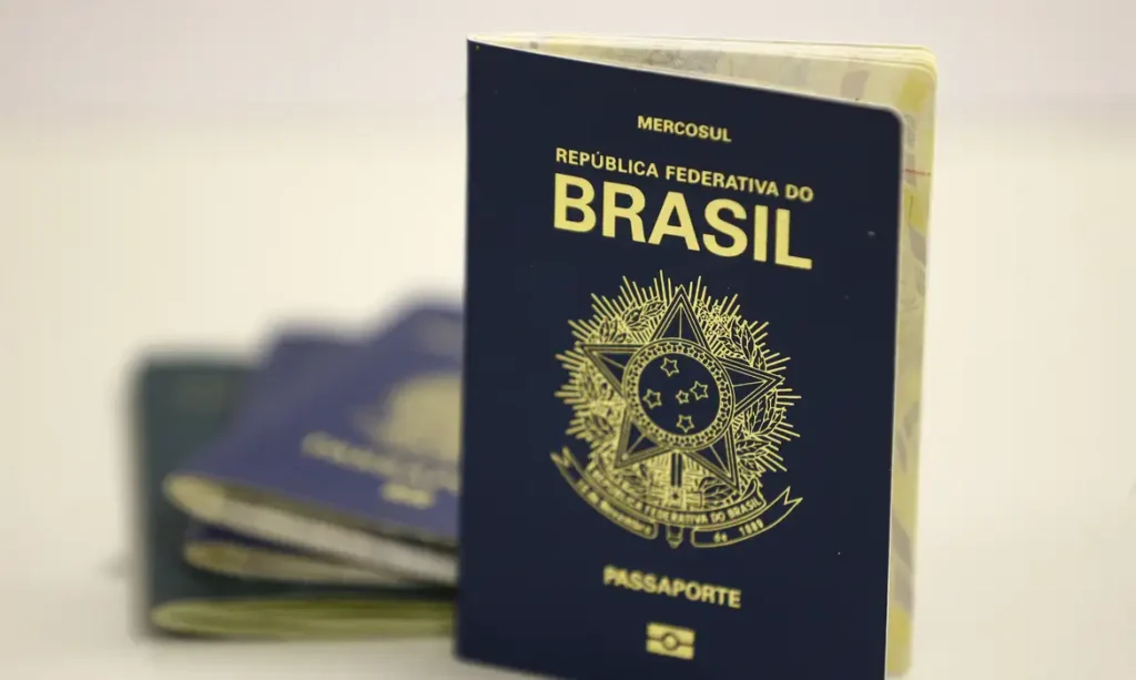 passaporte-brasileiro_mcamgo_abr_140220221818-3