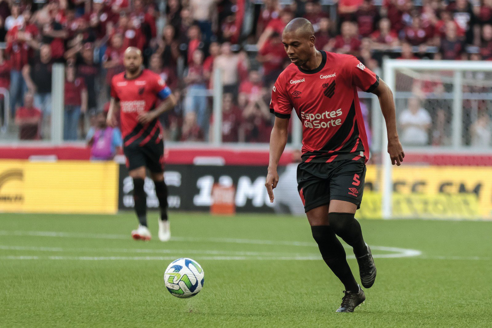 Fernandinho do Athletico Paranaense: seleção de masters do Brasileirão