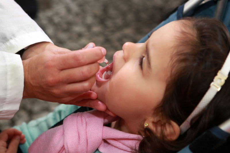 Campanha contra a poliomielite em Curitiba
