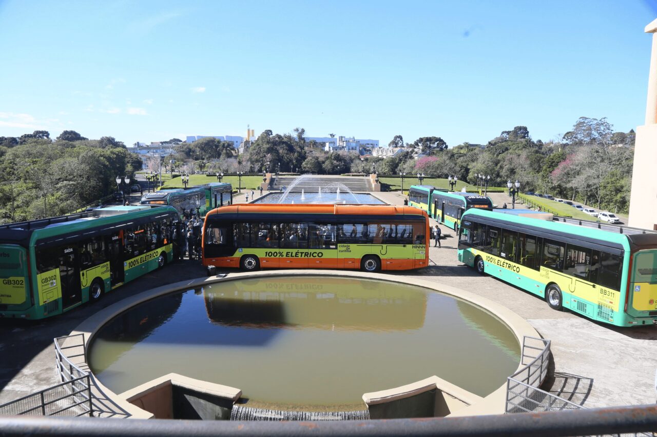 Veja a linha em que os seis primeiros ônibus elétricos serão usados no transporte de Curitiba
