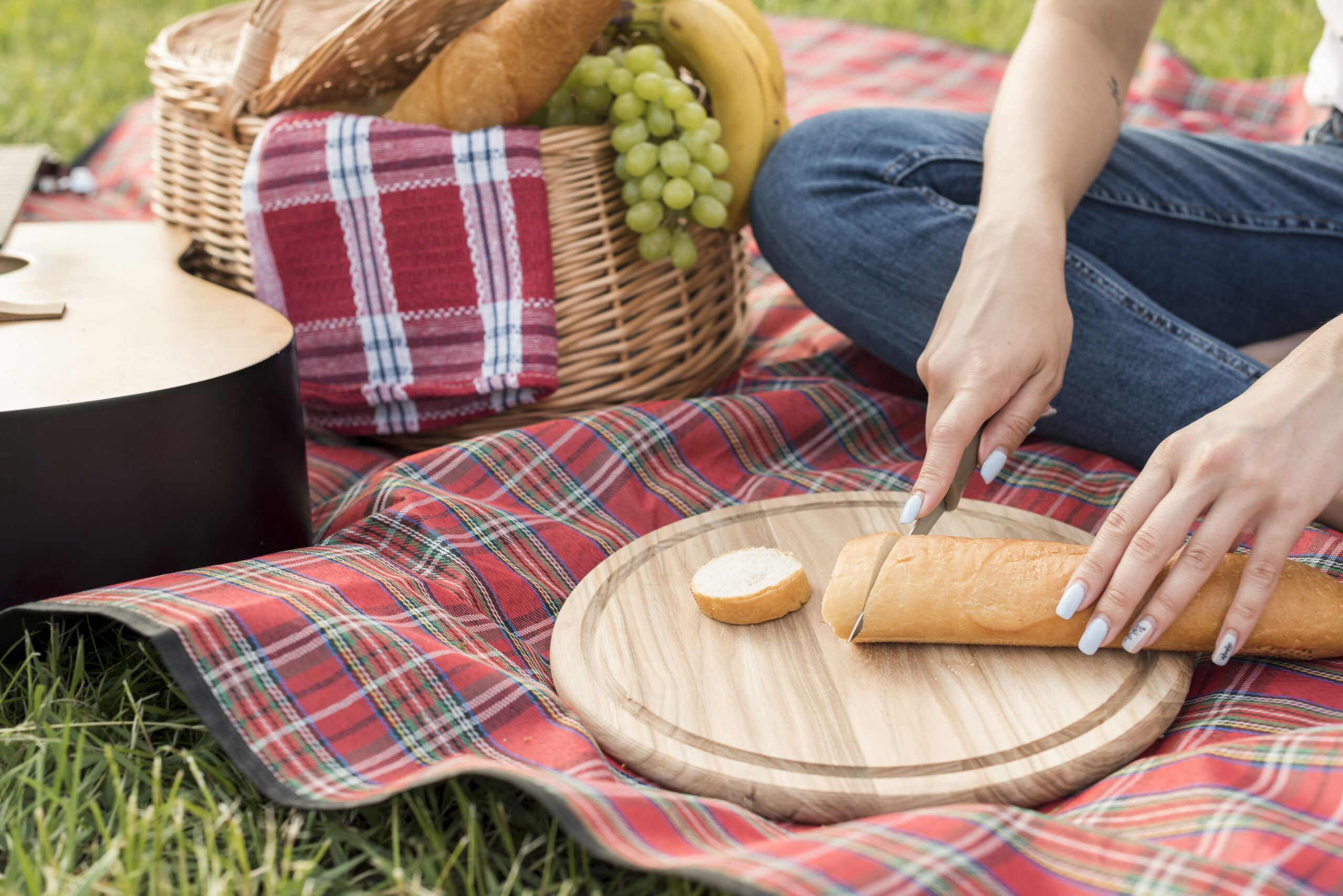 food-picnic-blanket