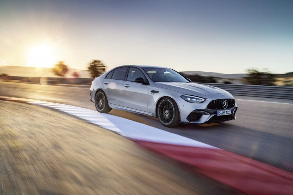 Mercedes-AMG C 63 S E PERFORMANCE Limousine und T-Modell // Merc