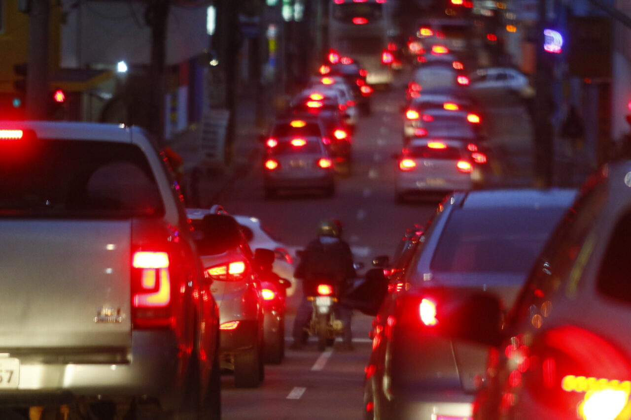 CONGESTIONAMENTO CARROS