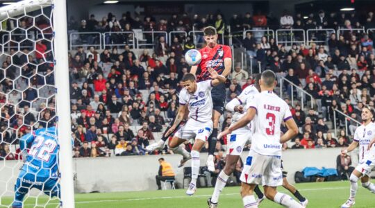 O centroavante Lucas Di Yorio, do Athletico Paranaense