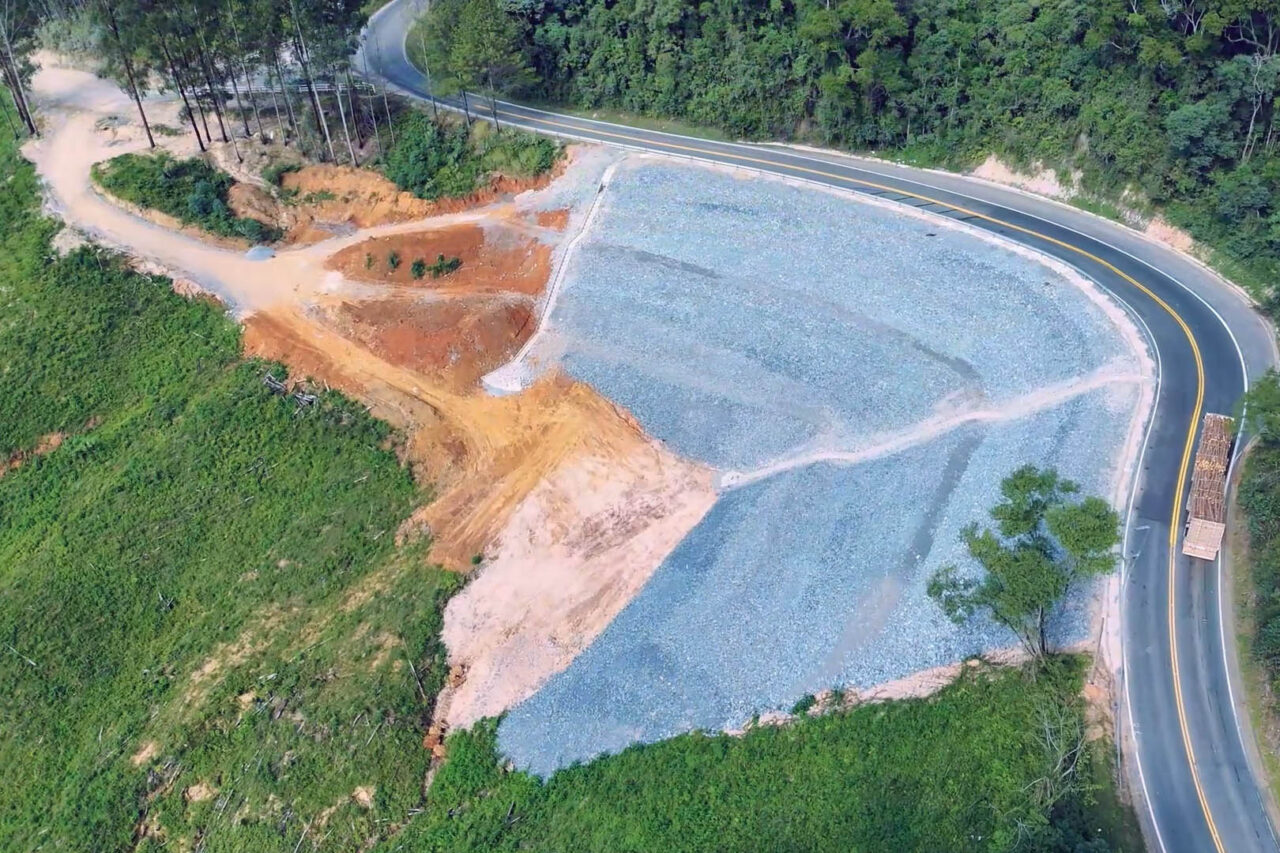 DER/PR finaliza recuperação de rodovia em Rio Branco do Sul