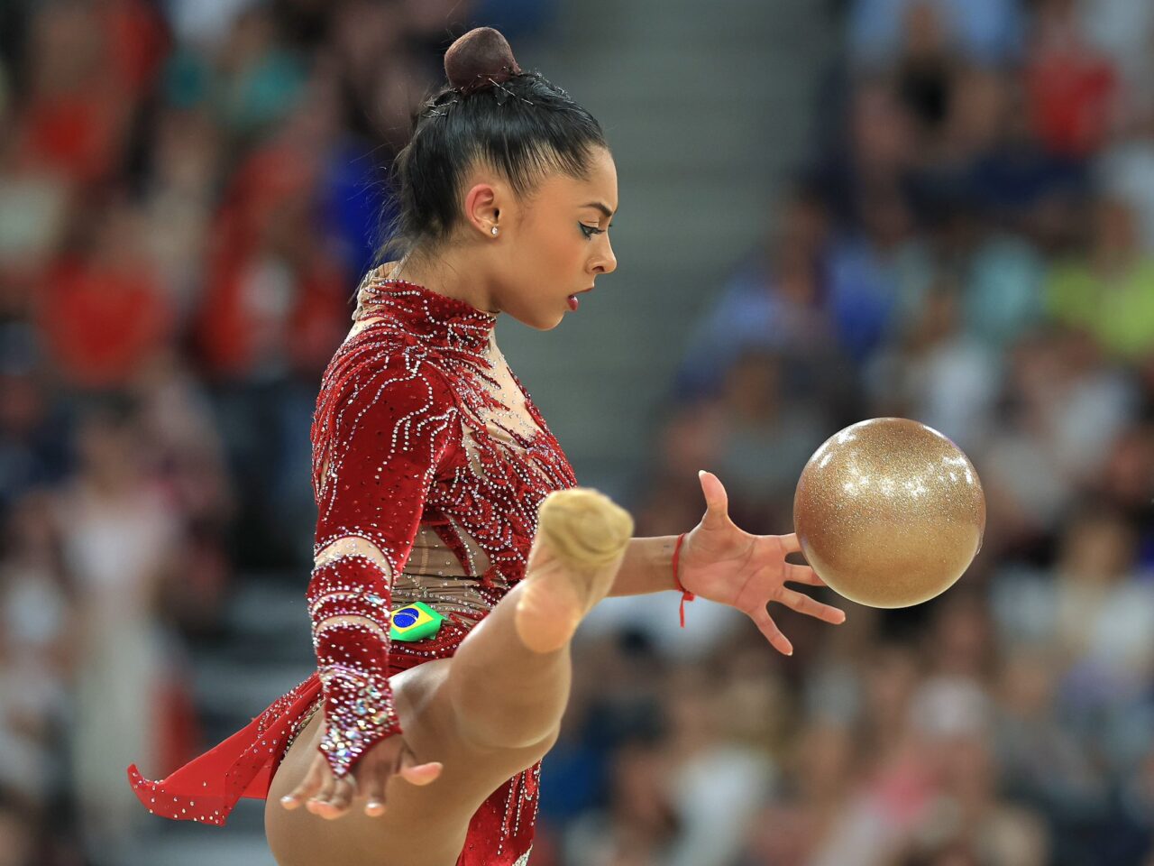 Curitibana Bárbara Domingos conquista o melhor resultado do Brasil na