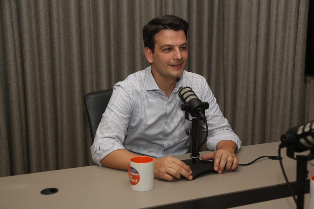 ENTREVISTA COM O PRE CANDIDATO A PREFEITURA DE CURITIBA EDUARDO PIMENTEL