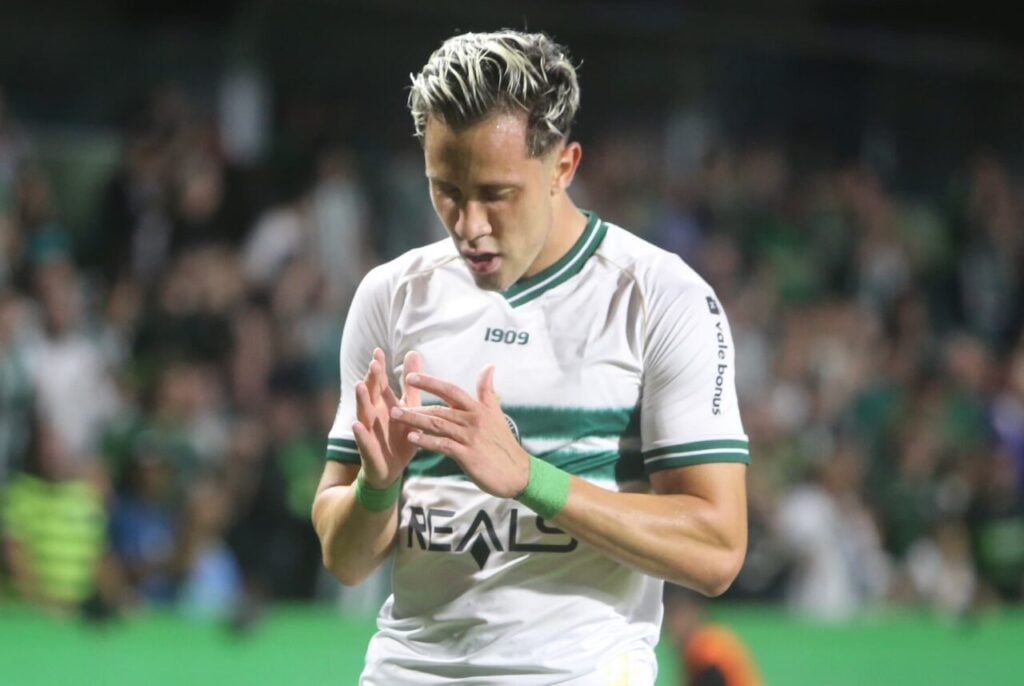 O meia Matheus Frizzo, do Coritiba