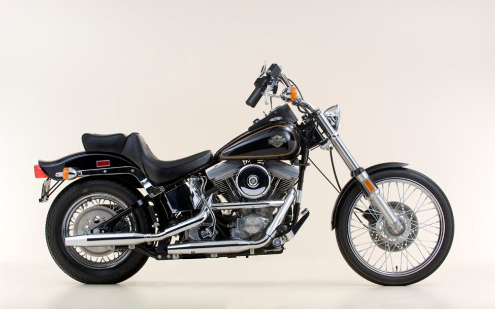 Harley-Davidson-FXST-Softail-1984