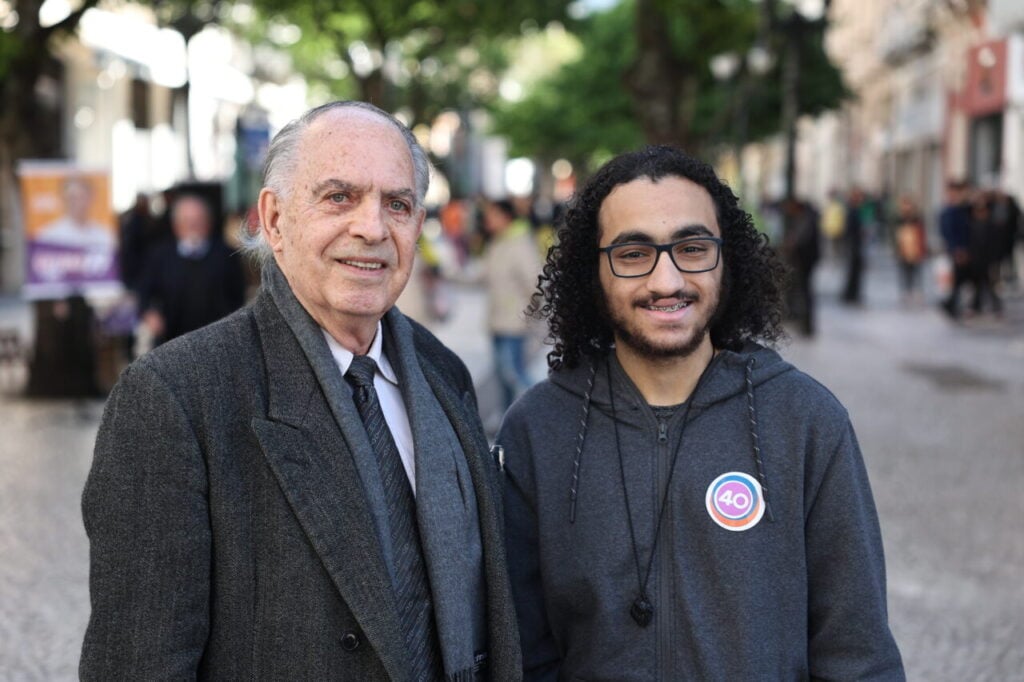 PAULO ABBAS (MAIS VELHO)
SAMUCA LEMOS ( MAIS JOVEM)