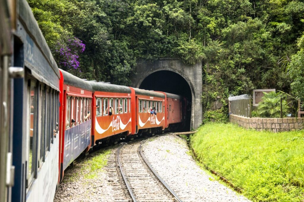 piraquara tunel trem