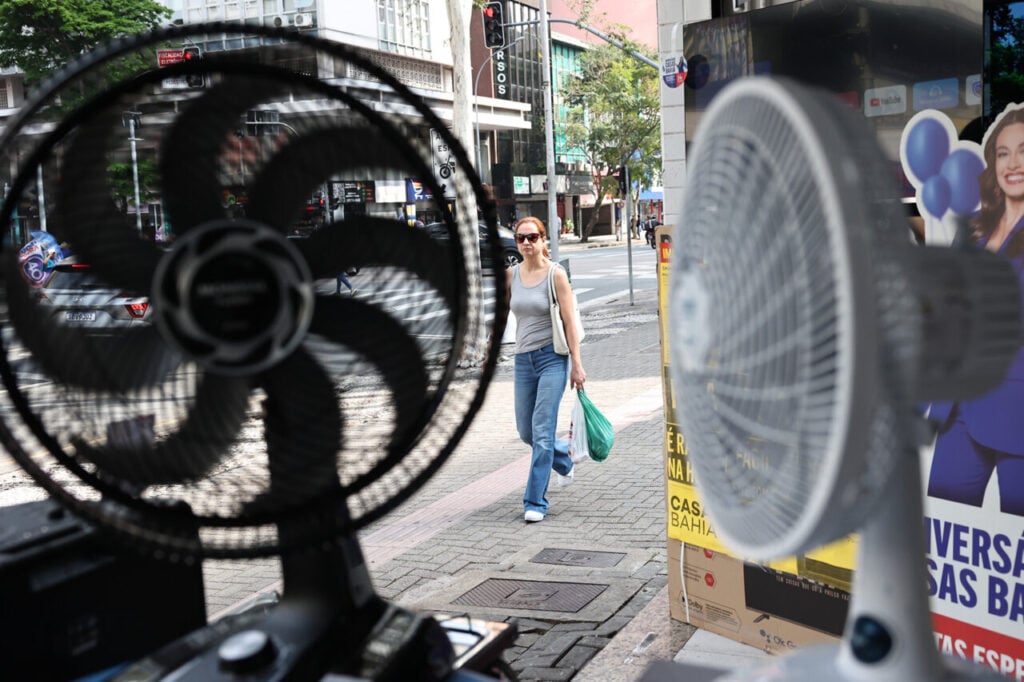 COMPRA DE VENTILADOR 
VENTILADOR
VENTILADORES