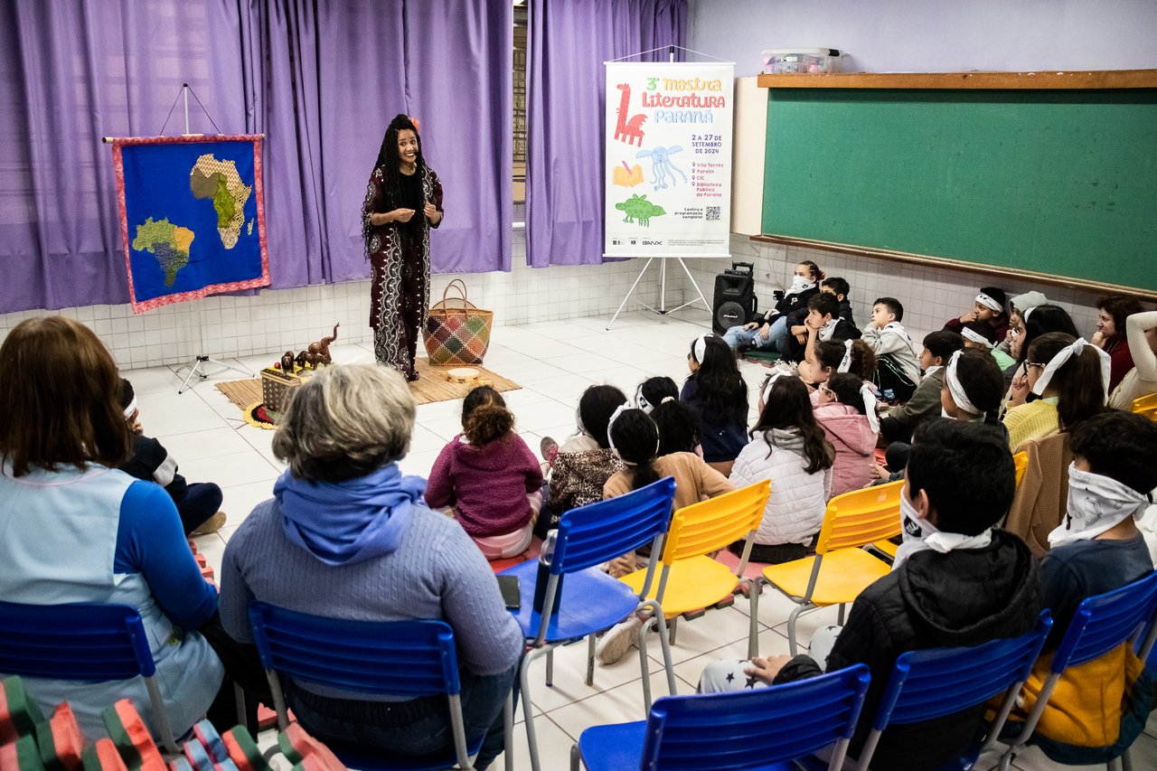 Mostra Literatura Paraná levou contação de histórias e rodas de leitura para a periferia de Curitiba – Cred Monica Lachman