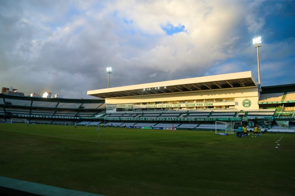 O estádio Couto Pereira: seleção brasileira em Curitiba