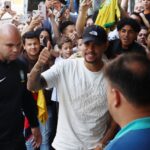 Bruno Guimarães se apresenta à seleção brasileira em Curitiba