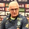 Dorival Júnior em entrevista coletiva em Curitiba