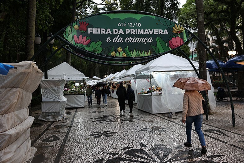 FEIRA DE PRILMAVERA NA PRAÇA OSORIO