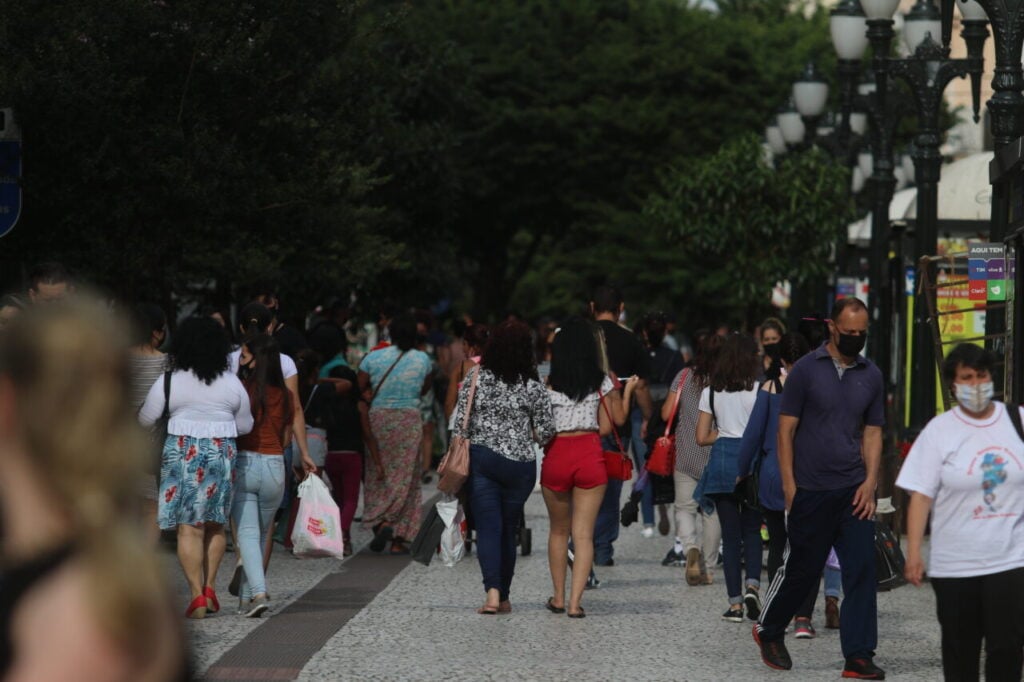 RUA XV POPULAÇAO