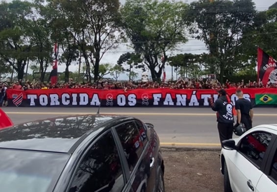 protesto os fanaticos